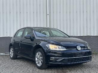skadebil auto Volkswagen Golf 1.0TSI Highline 2018/1