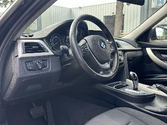 BMW 3-serie 318i Luxury picture 8