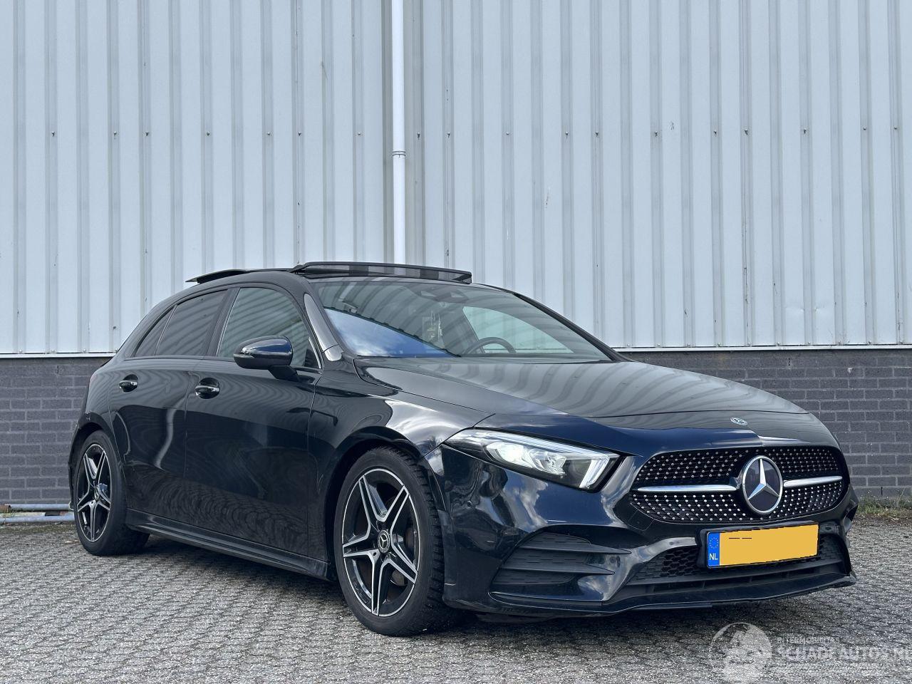 Mercedes A-klasse A200 AMG Line