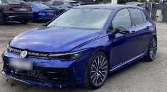 krockskadad bil auto Volkswagen Golf 2.0TSI R Panorama 2025/11