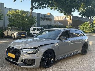 Unfallwagen Audi RS 4 AVANT CERAMIC/HEAD-UP NAP KM 2018/1