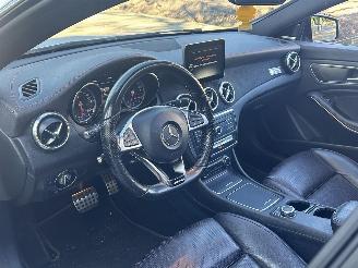 Mercedes Cla-klasse CLA220 4-Matic picture 6