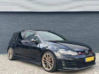 krockskadad bil auto Volkswagen Golf 2.0TSI 400PK! Panorama Led Leer 2015/3