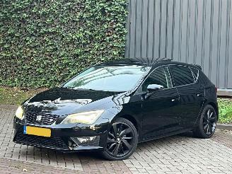 Voiture accidenté Seat Leon 1.8 TSI FR Pano 2016/1