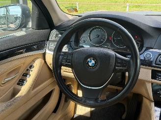 BMW 5-serie Touring 528i High Executive Automaat picture 15