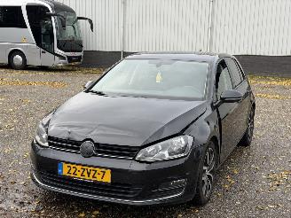 krockskadad bil auto Volkswagen Golf Golf 1.2 TSI Highline AUTOMAAT 2013/3