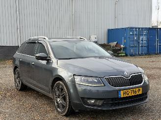 Skoda Octavia Octavia Combi 1.6 TDI DSG Greentech picture 3