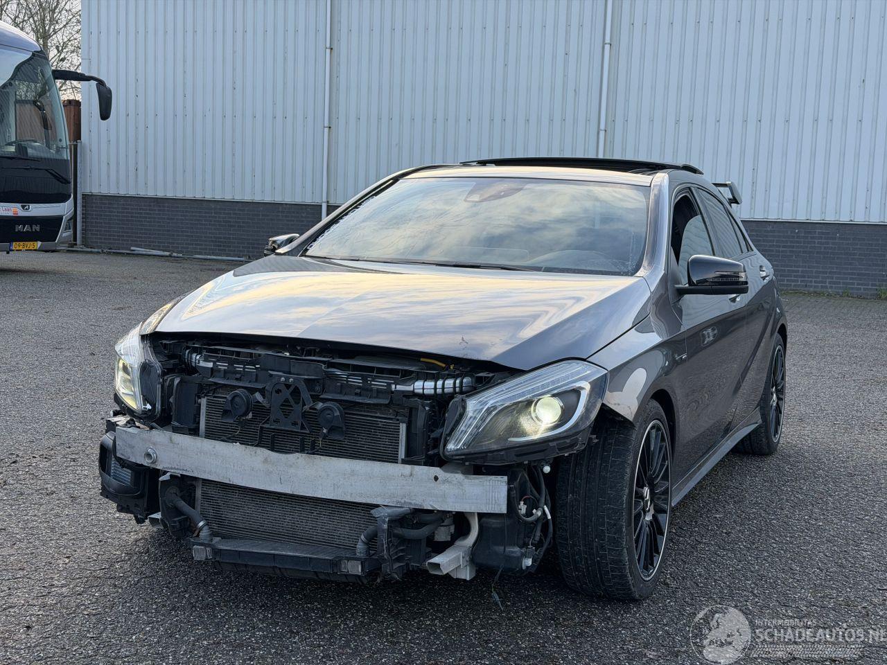 Mercedes A-klasse A45 AMG 4 MATIC Edition 1