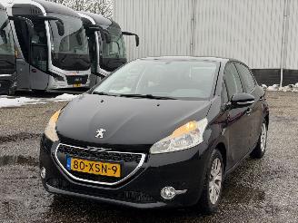 uszkodzony samochody osobowe Peugeot 208 1.2 VTi Blue Lease 2012/7