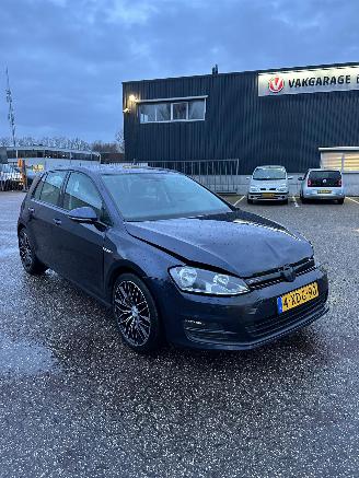 Volkswagen Golf 1.6 TDI Comfortline BlueMotion picture 3