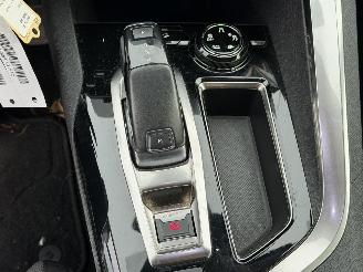 Peugeot 3008 1.2 PureTech Allure Automaat picture 14