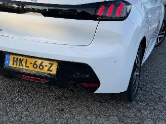 Peugeot 208 1.2 PureTech Allure Pack picture 11