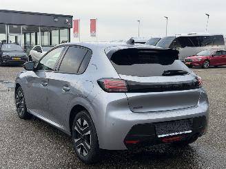 Peugeot 208 Automaat Benzine/Hybride 100PK picture 5