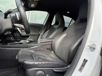 Mercedes A-klasse A200 AMG AUTOMAAT KM NAP picture 8