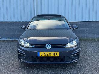 Volkswagen Golf 1.4 tsi R-line pano/DSG picture 9