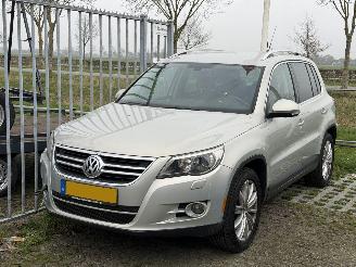 uszkodzony samochody osobowe Volkswagen Tiguan 2.0 TSI Sport&Style 4Motion 2009/1