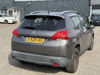 Peugeot 2008 1.2 PureTech Active AUTOMAAT picture 4