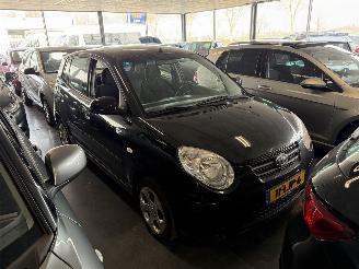 Kia Picanto 1.0 Seven AIRCO/NAP picture 2