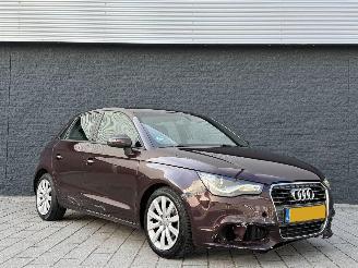 krockskadad bil auto Audi A1 SPORTBACK 1.6 tdi automaat 5deurs 2012/7