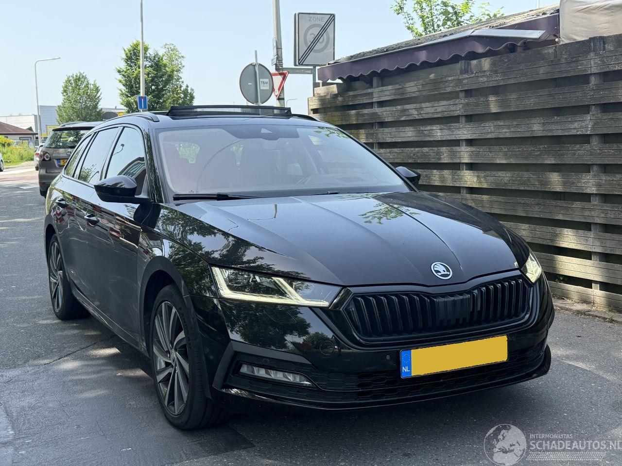 Skoda Octavia 2.0TDI DSG/PANO/FULL OPTION
