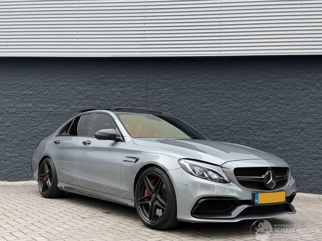 Mercedes C-klasse C63s AMG Full Option Schaalstoelen/Head-up
