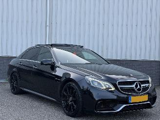 Voiture accidenté Mercedes E-klasse E63 AMG 4 MATIC PANO/FULL OPTION 2014/9