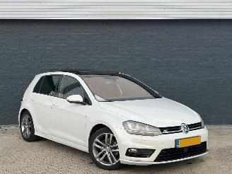 uszkodzony samochody osobowe Volkswagen Golf 1.4TSI R-LINE DSG/PANO 2014/9