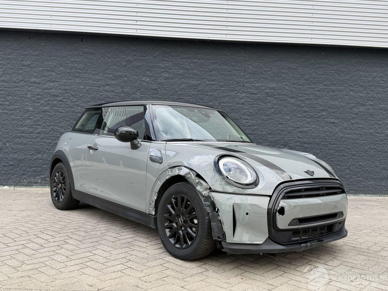 Mini Cooper 1.5 Automaat/Pano full option