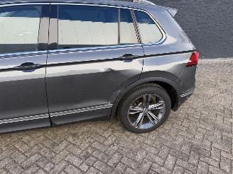 Volkswagen Tiguan 1.4 TSI ACT R-LINE AUTOMAAT picture 8