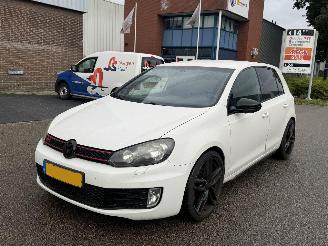Unfallwagen Volkswagen Golf 2.0 GTI DSG 2009/10