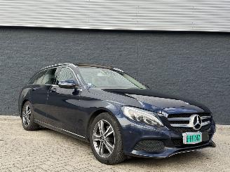 Voiture accidenté Mercedes C-klasse C220D PANO/AUTOMAAT 2017/3