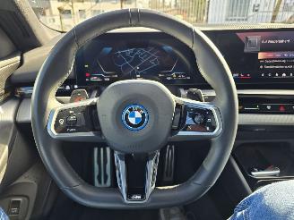 BMW 5-serie 530e Hybride picture 27