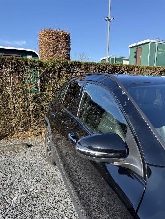 Mercedes GLA 250e AMG-Line picture 22