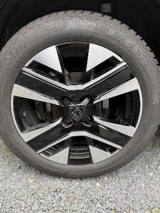 Peugeot 208 Allure picture 21