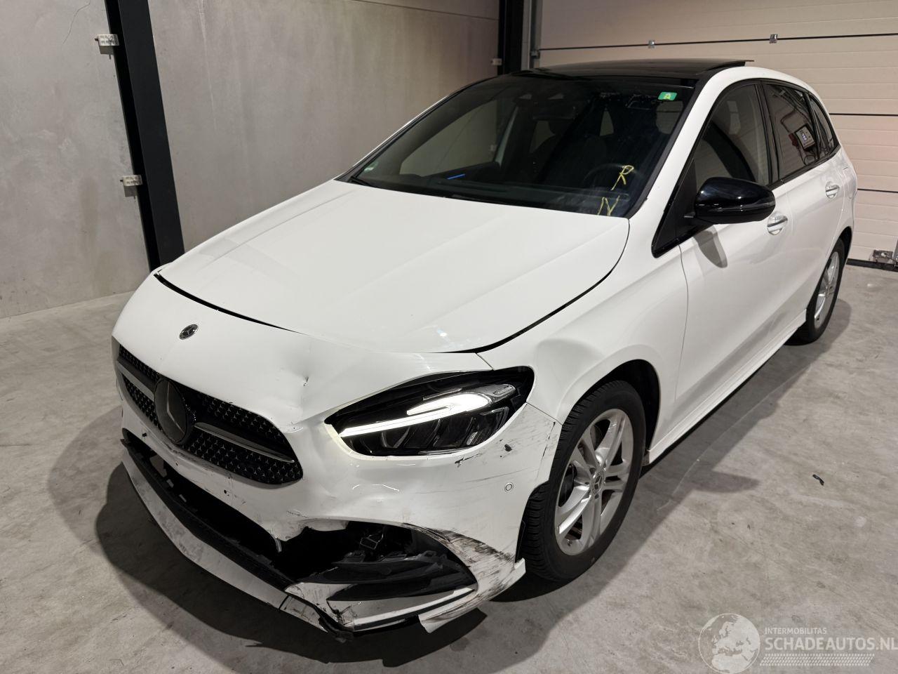 Mercedes B-klasse 250e AMG LINE VOL OPTIE!