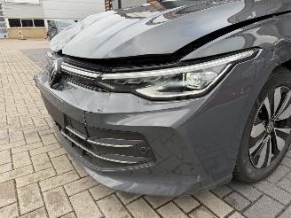 Volkswagen Golf 8.5 Facelift 1.5 eTSI picture 3