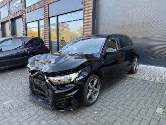 Unfallwagen Audi A1 35 TFSI 2020/12
