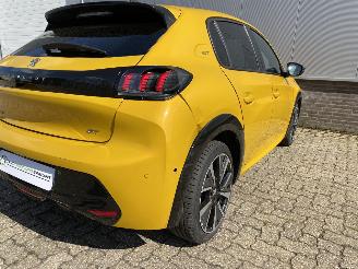 Peugeot 208 GT-Line picture 16