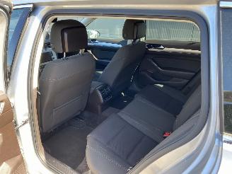 Volkswagen Passat Comfortline, Trekhaak, Camera, Airco picture 47