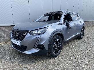 uszkodzony samochody osobowe Peugeot 2008 Allure Camera, Navi, Apple carplay, Clima 2020/1