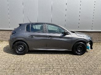 Peugeot 208 1.2 PureTech Active Airco, PDC, Apple Carplay & Android Auto picture 5