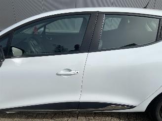 Renault Clio 0.9 TCe Bose Airco PDC Navi picture 11