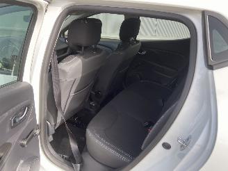 Renault Clio 0.9 TCe Bose Airco PDC Navi picture 23