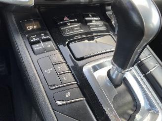 Porsche Cayenne 3.0 D Panoramadak , Bose , Navi , Camera , Luchtvering picture 47