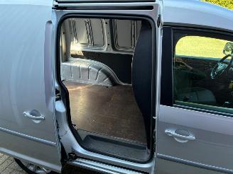 Volkswagen Caddy tdi 2.0 dsg picture 8
