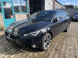 Schadeauto Seat Leon 1.4 PHEV FR Pano 2021/2