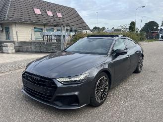 Vaurioauto  passenger cars Audi A7 55 TFSI e quattro Competition S Line 2021/6