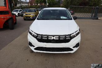 Vaurioauto  passenger cars Dacia Sandero 1.0 BENZ 2023/10