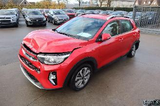 Vaurioauto  passenger cars Kia Stonic 1.0 BENZ 2025/2