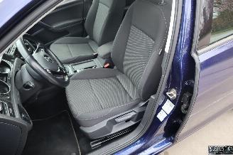 Volkswagen Golf 1.0 BENZ picture 16